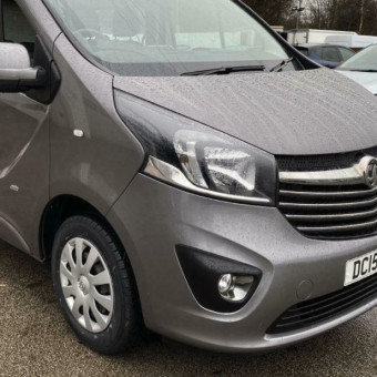 RECONDITIONED (FITTING INCLUDED) 1.6 Vivaro Engine / Renault Trafic CDTi DCI Bi Turbo R9M 450 (120 BHP) 2014-18 Diesel Engine Fitted...